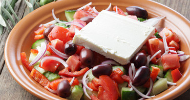 One of the favorite Mediterranean cuisine is certainly Greek salad. /123RF/PICSEL