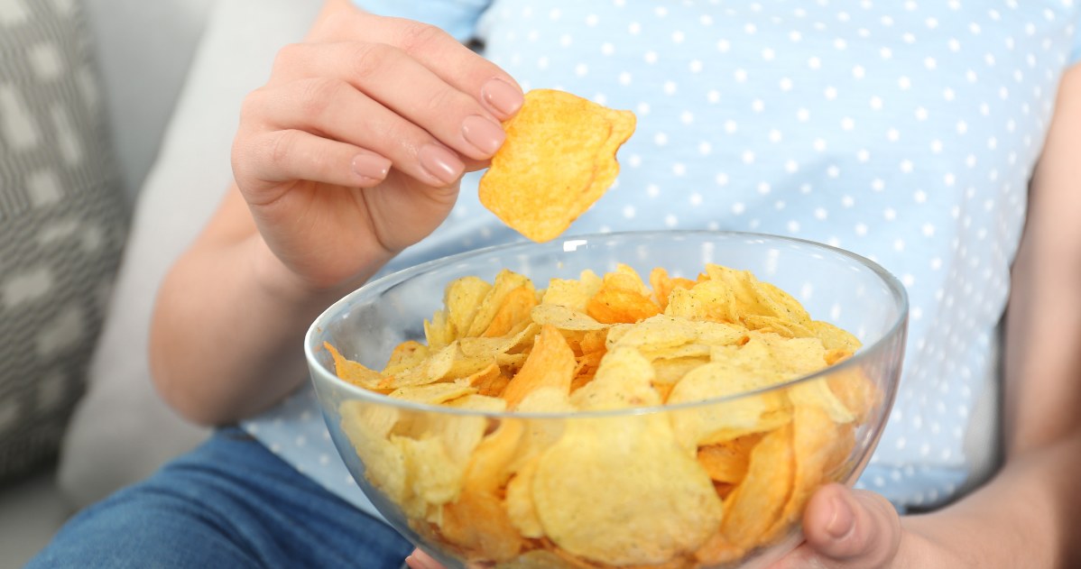 You can eat these chips even on a diet. The dietitian indicates the healthiest brands