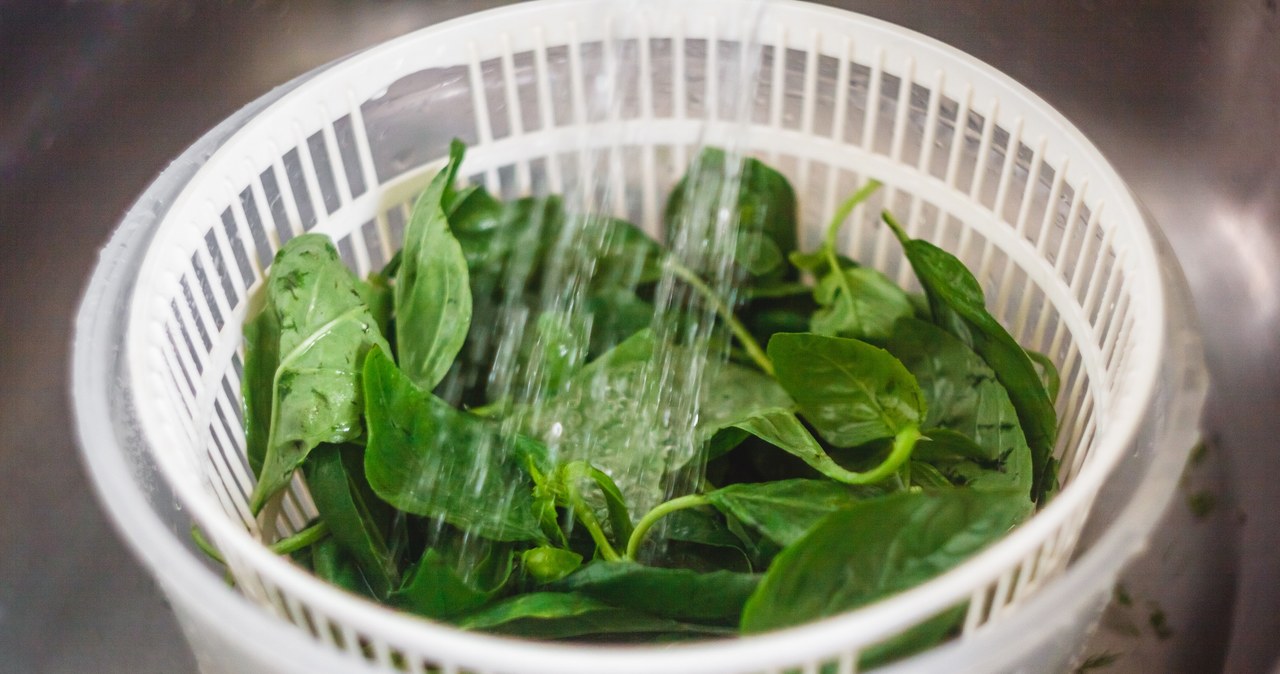 You can make aromatic oil at home. Lowers cholesterol, calms down and regulates intestines