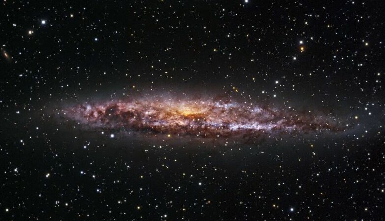 Discovered new powerful space object - which does not fit in any known category