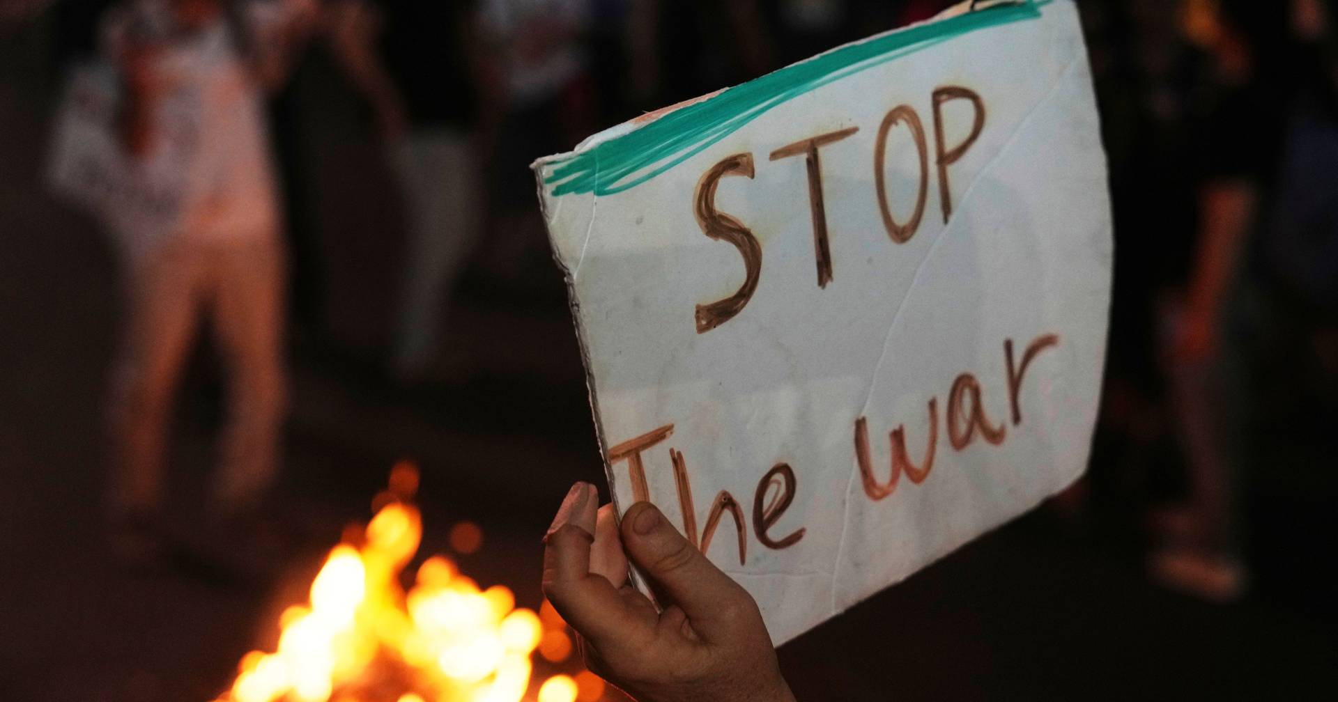 Israelite people against military plan to occupy city of Gaza
