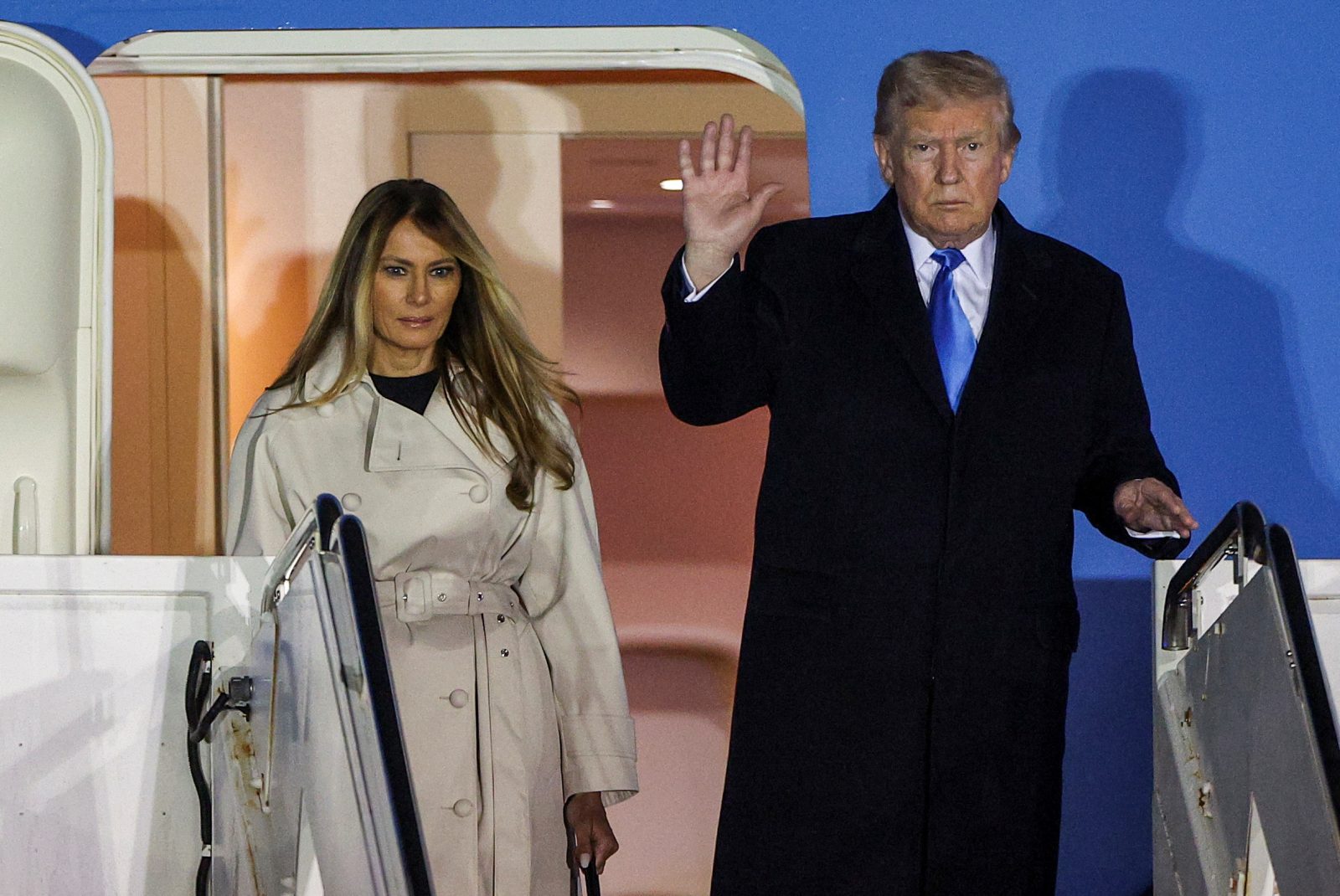 Melania Trump threatens Hunter Biden with $ 1 billion