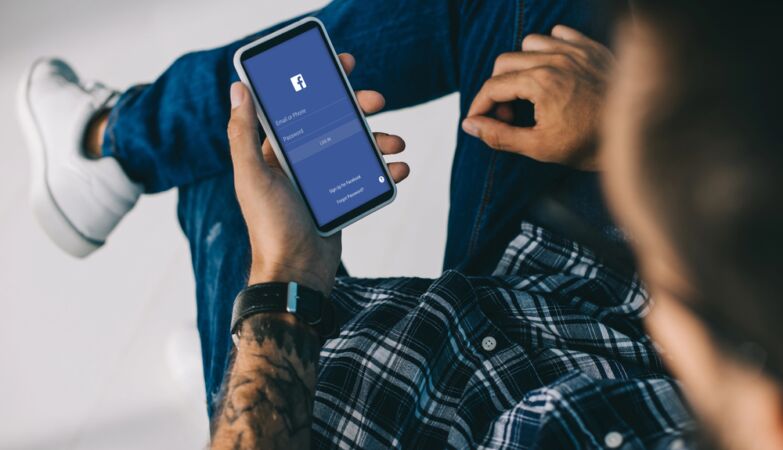 32 thousand men shared intimate photos of their partner in the “My wife” group of Facebook