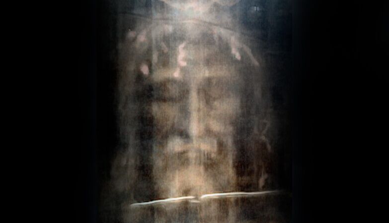14th century document rocks the Shroud of Turin: Clear and Patent Fraud
