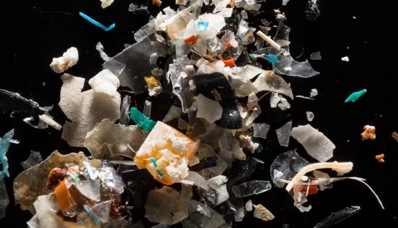 At home and in the car: study shows how many microplastics we eat per day