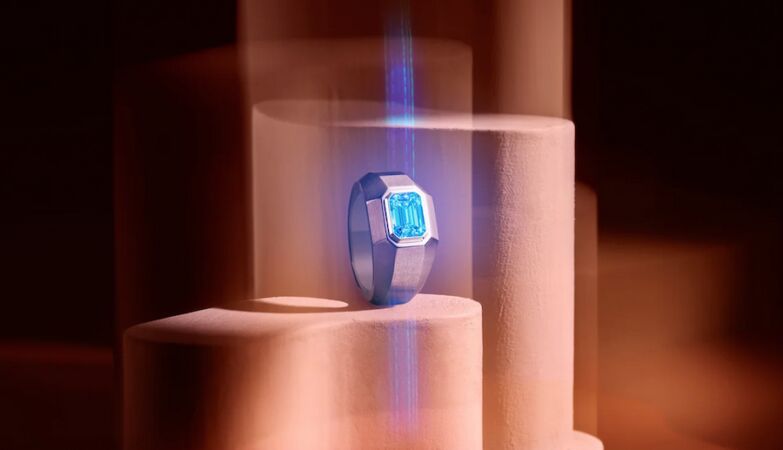 New ring has the power to push your precious mobile phone