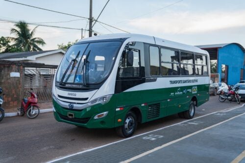 Epitaciolândia receives minibuses for the transport of patients and health teams with resources from Alan Rick