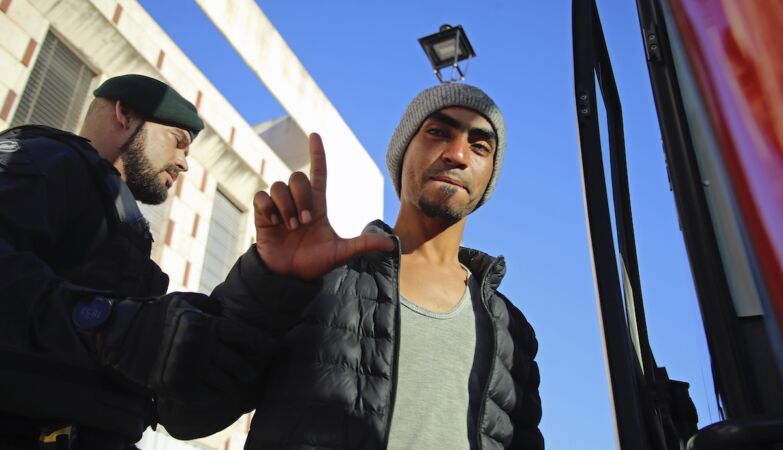 38 migrants gave to the Algarve coast: only the children stay. GABA government “decision made in less than 24 hours”