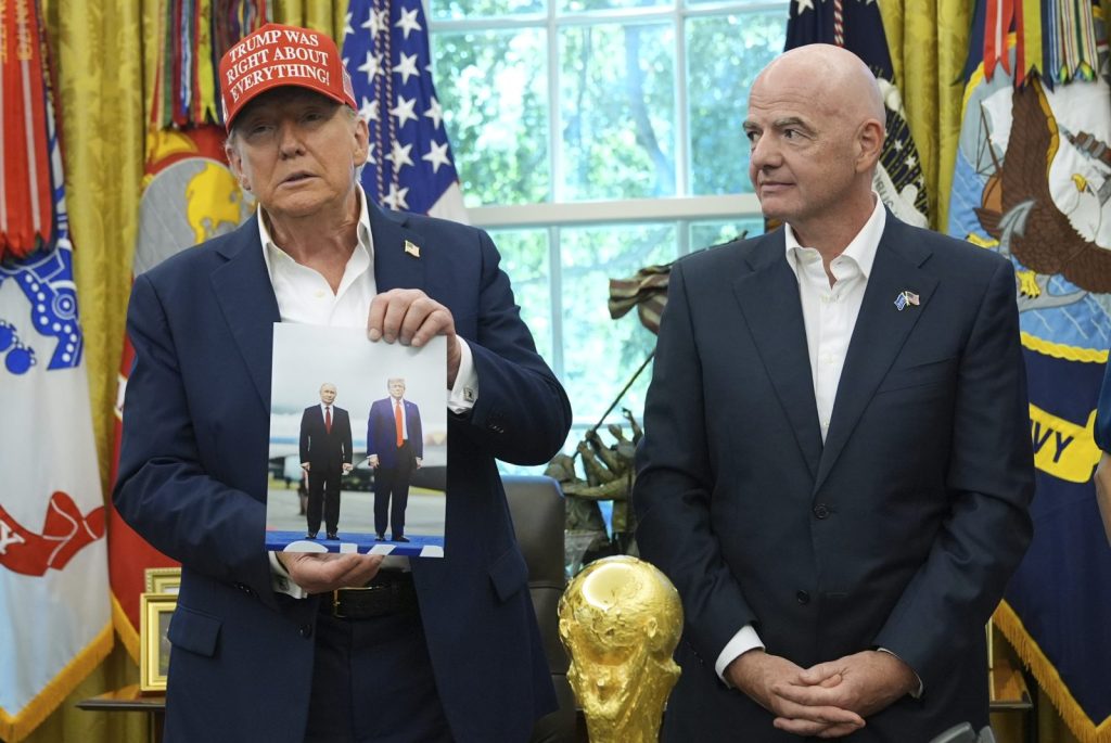 New two -week Trump ultimatum in Putin: "sanctions, duties or ... nothing"
