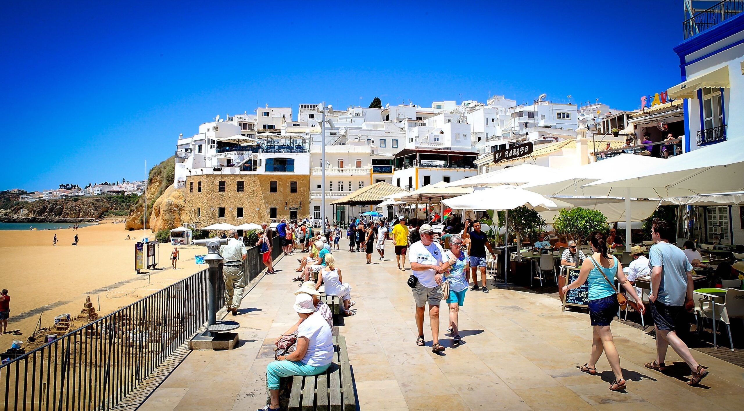 INE confirms Albufeira as a leading destination in the south and according to national level