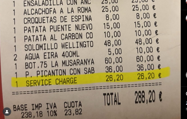 Friends go to the restaurant in this tourist destination near Portugal and feel 'deceived' for this detail in the account