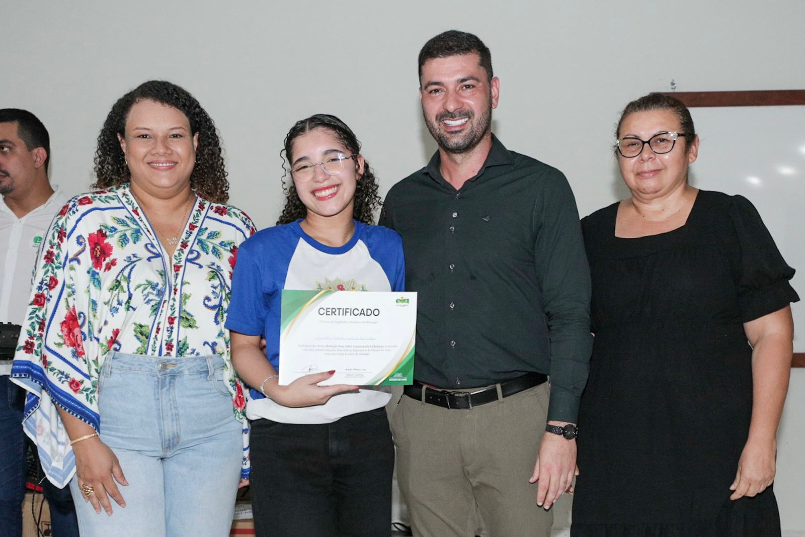 Nicolau Júnior takes the newsroom to a thousand to school champion school at Enem