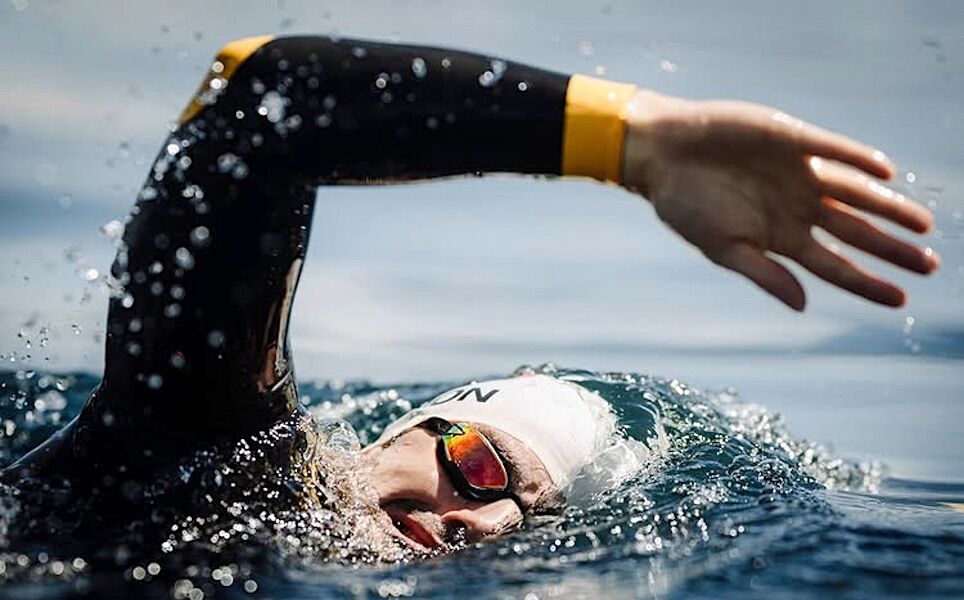 Swiss swimmer made 191 km in the Mediterranean without stopping. “The scariest night of my life”