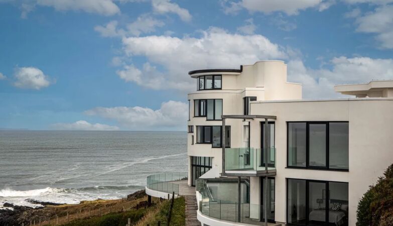 Years of sadness, misery, debts. The “saddest house in the world” was finally sold