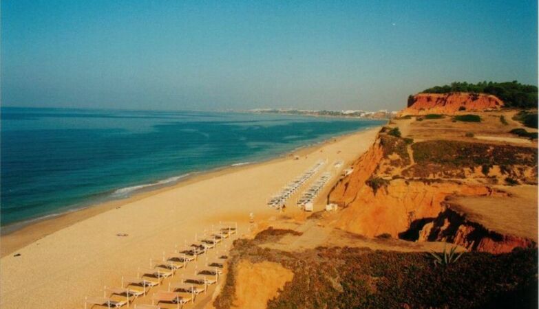 There is a Portuguese beach among the most disappointing in the world