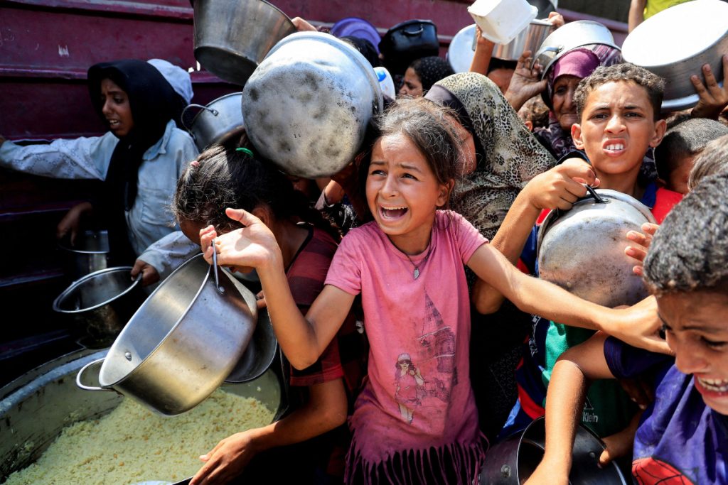Gaza: The discharge announcements, the death of civilians and the negotiations