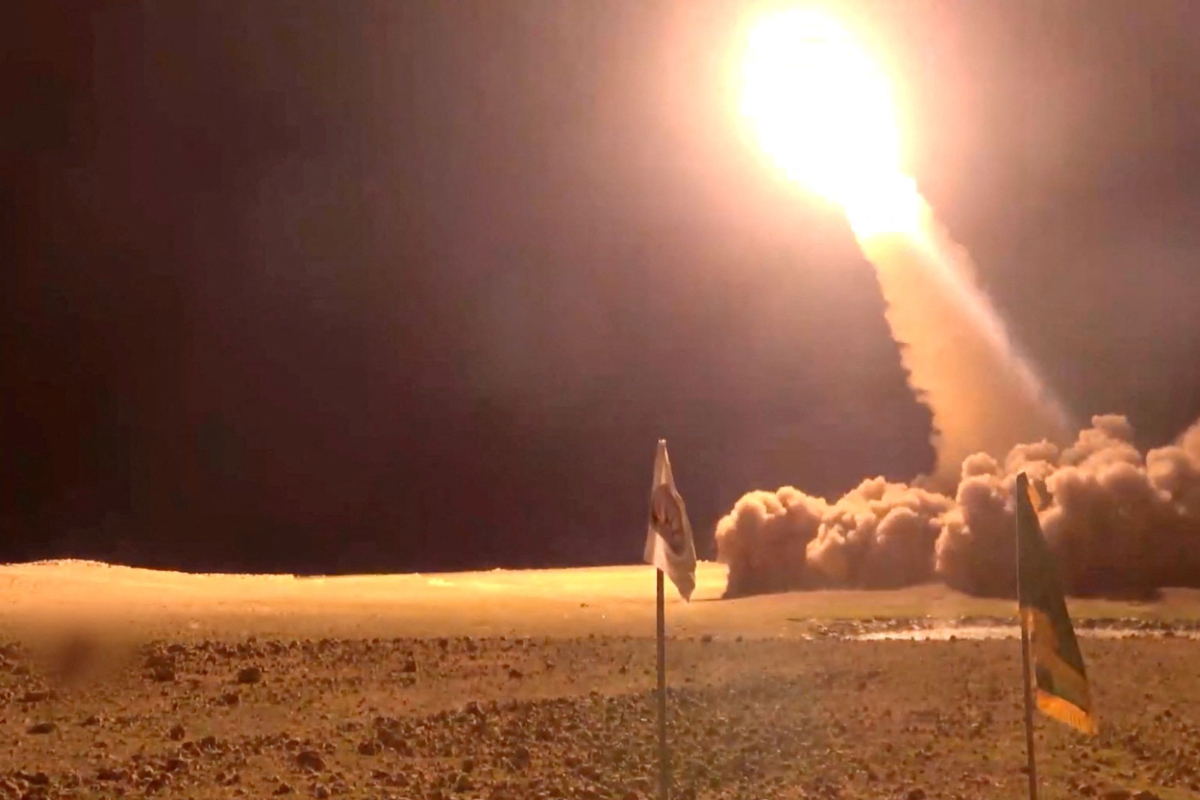 Οι Χούθι εκτόξευσαν πύραυλο που έφτασε στο Ισραήλ – Ακούστηκαν εκρήξεις