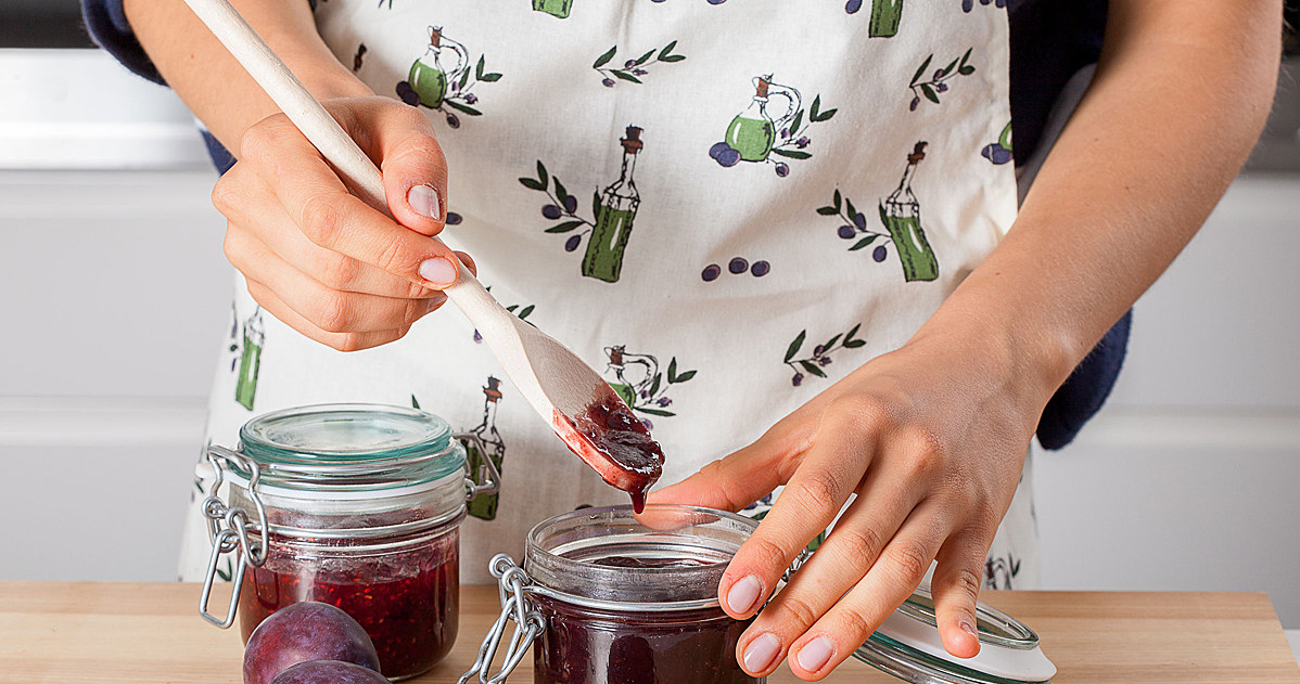 Pasteurization of preserves without a gram of sugar and chemistry. They will stand up until spring