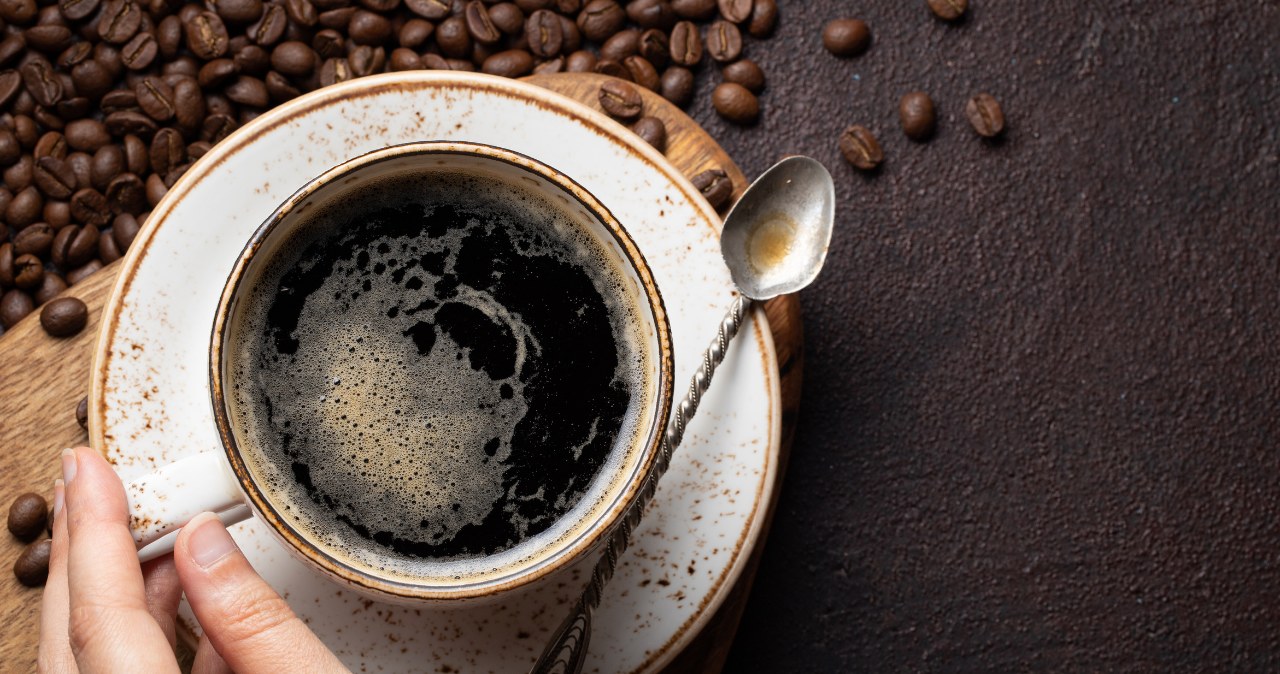 Coffee added to porridge will not only stimulate us to act, but also help metabolism