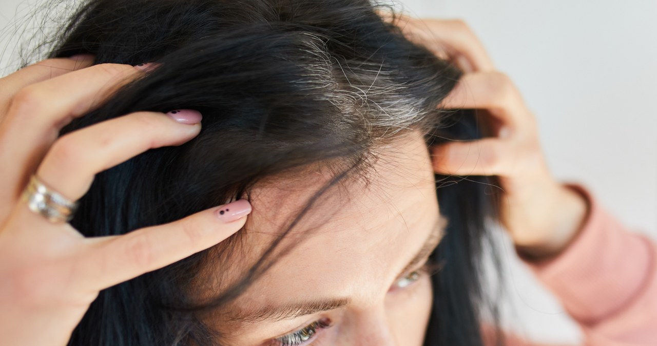 You can dye your hair without chemistry. This spice perfectly covers gray