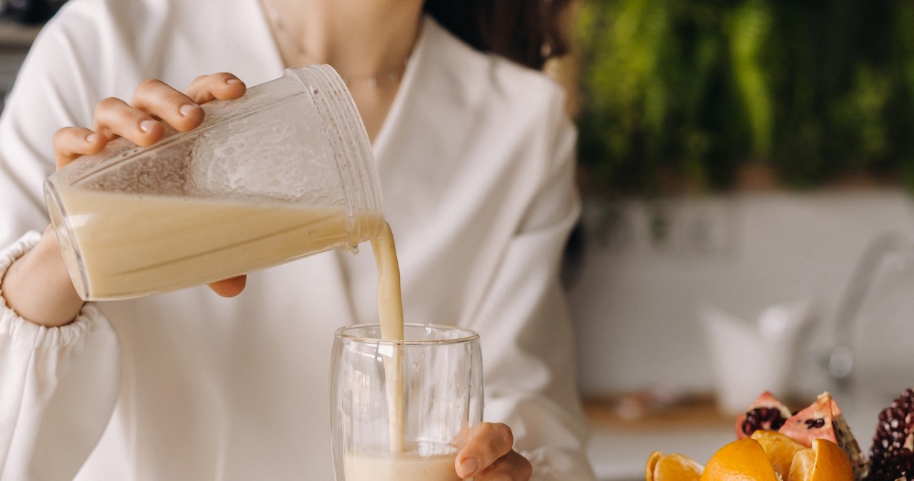 Are you still reaching for sweets? Drink this cocktail in the morning and you will forget about the problem