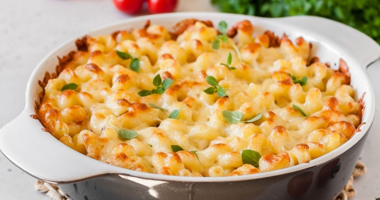 The fastest pasta casserole for dinner. Lunch for the busy and at the last minute