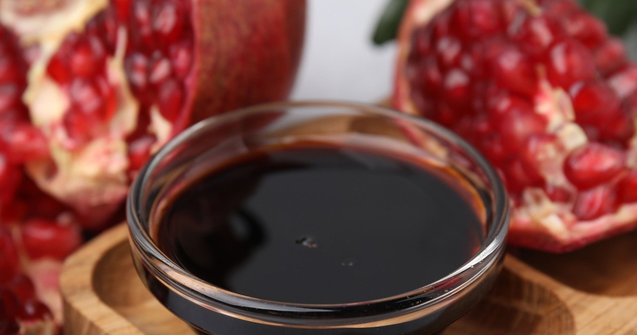 The pearl of Mediterranean cuisine for meats, salads and even tea. Protects the heart and soothes inflammation