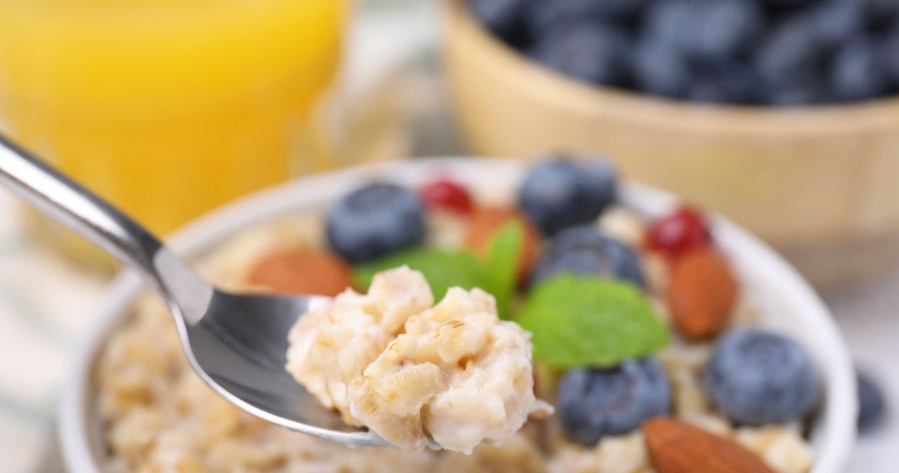 Two breakfast in one. Sycie for a long time, puts on his feet like a double espresso