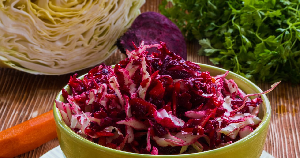 I dream of this original taste at night. The best cabbage and beetroot salad