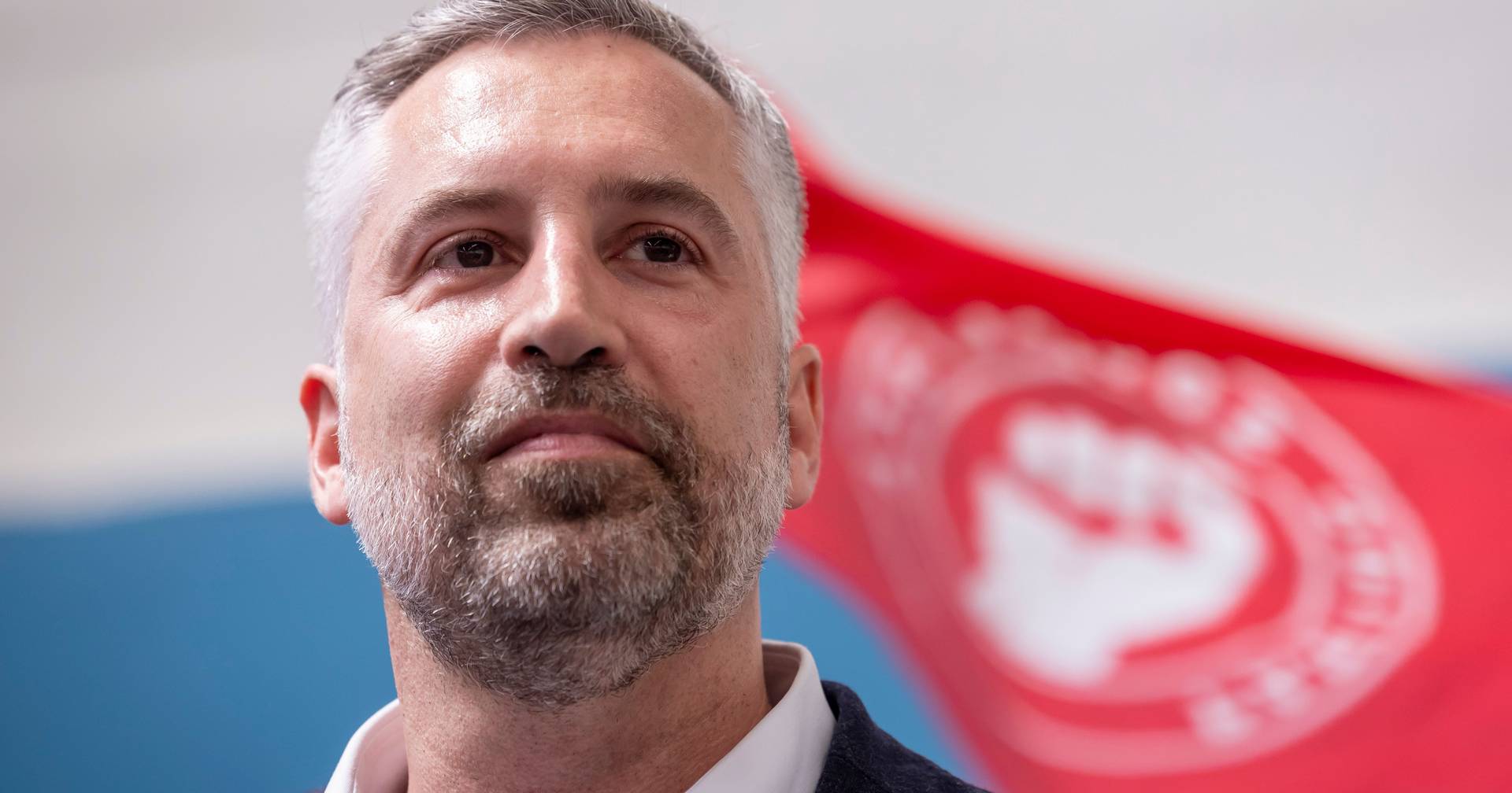 Pedro Nuno Santos says it is "inevitable" that coins have to assume political responsibilities