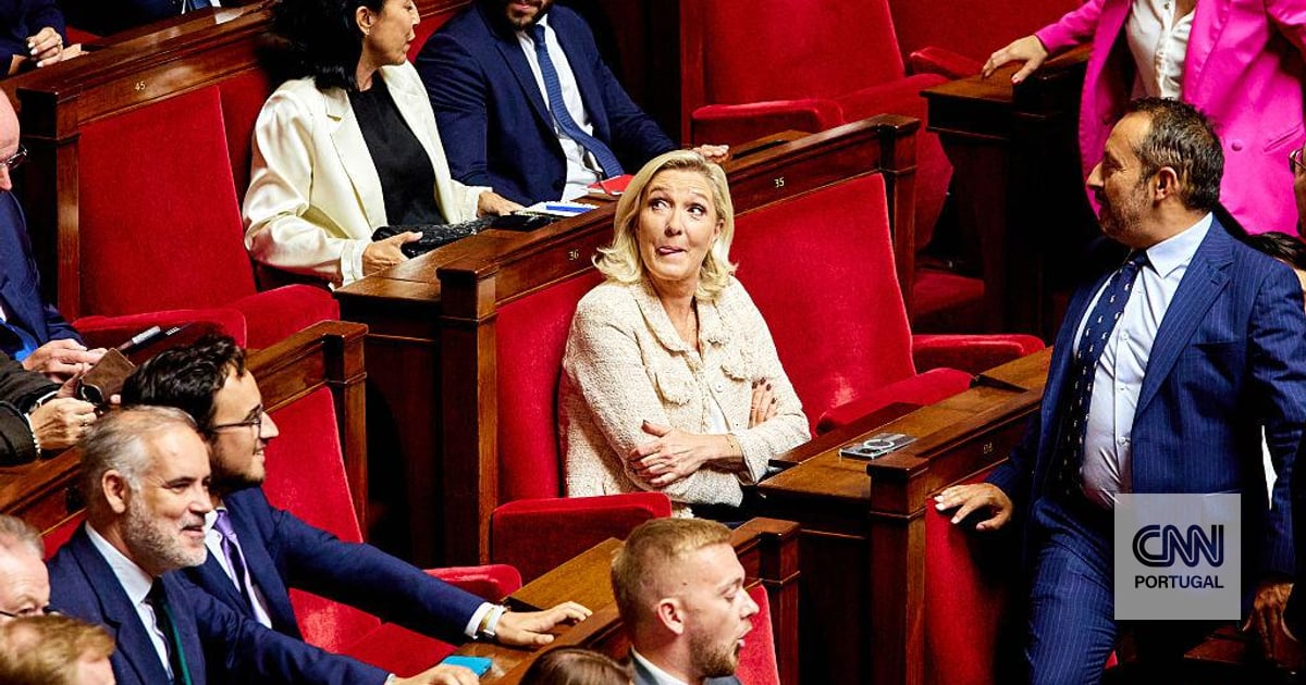 Franceses querem "bloquear tudo" já hoje. "A situação em França é caótica e é perigosa para a Europa"