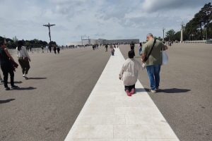 Religion: Portugal is “distinct case” in Europe. Money makes a difference