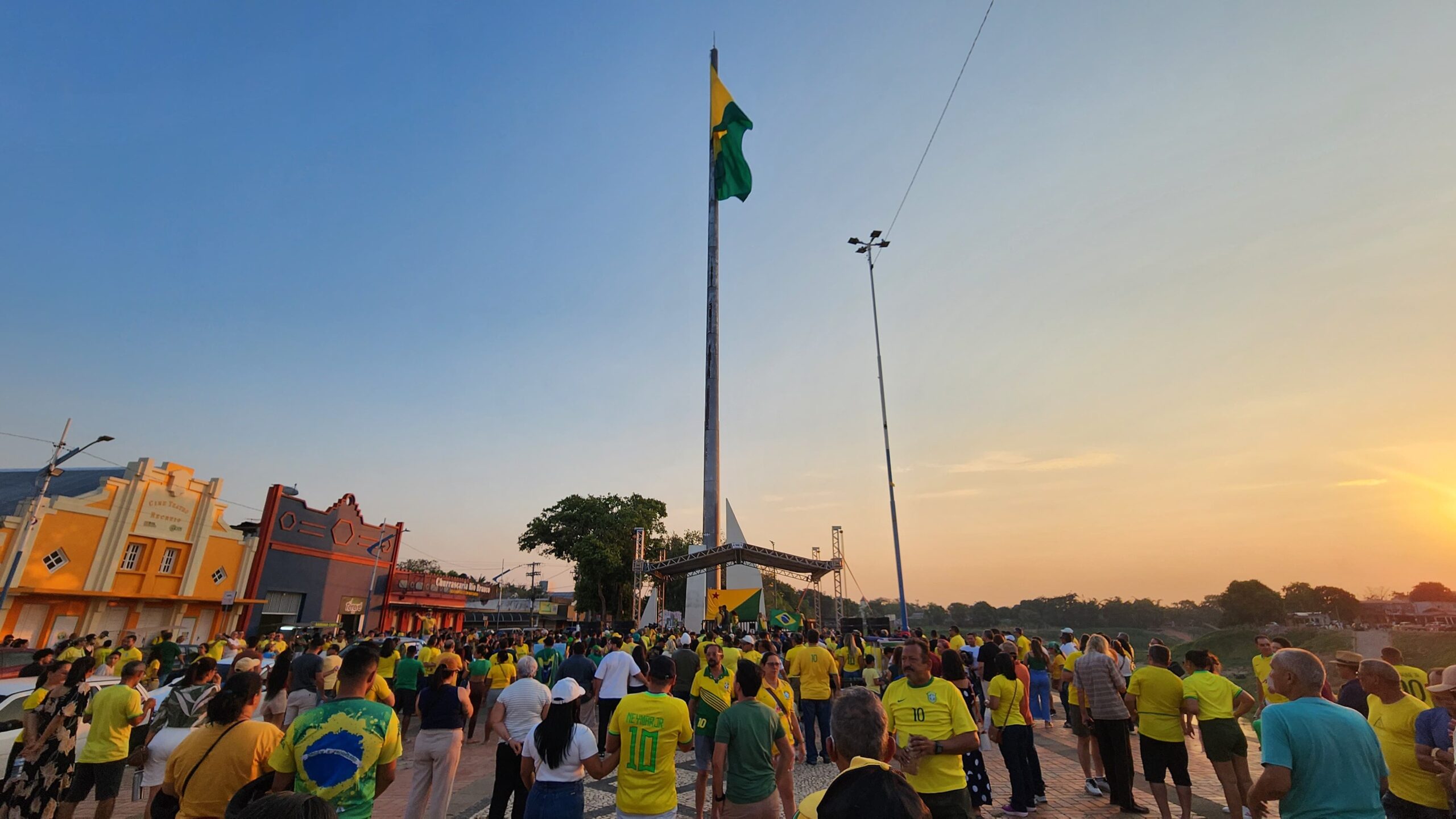 Act “React Brazil” takes Bolsonaro supporters to the streets of Rio Branco on September 7; See photos