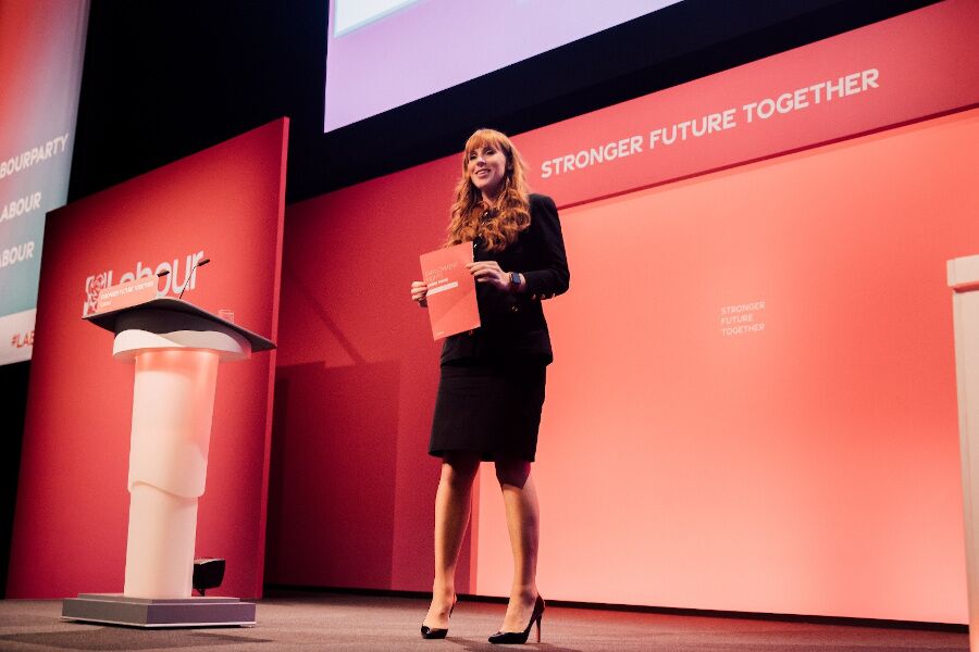 Crisis in the United Kingdom. Vice Prime Minister is dismissed for paying less tax on home purchase