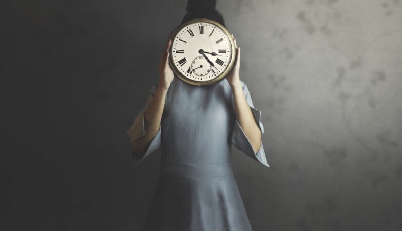 Teenager with Hipertimesia can clearly see all her past (and future)