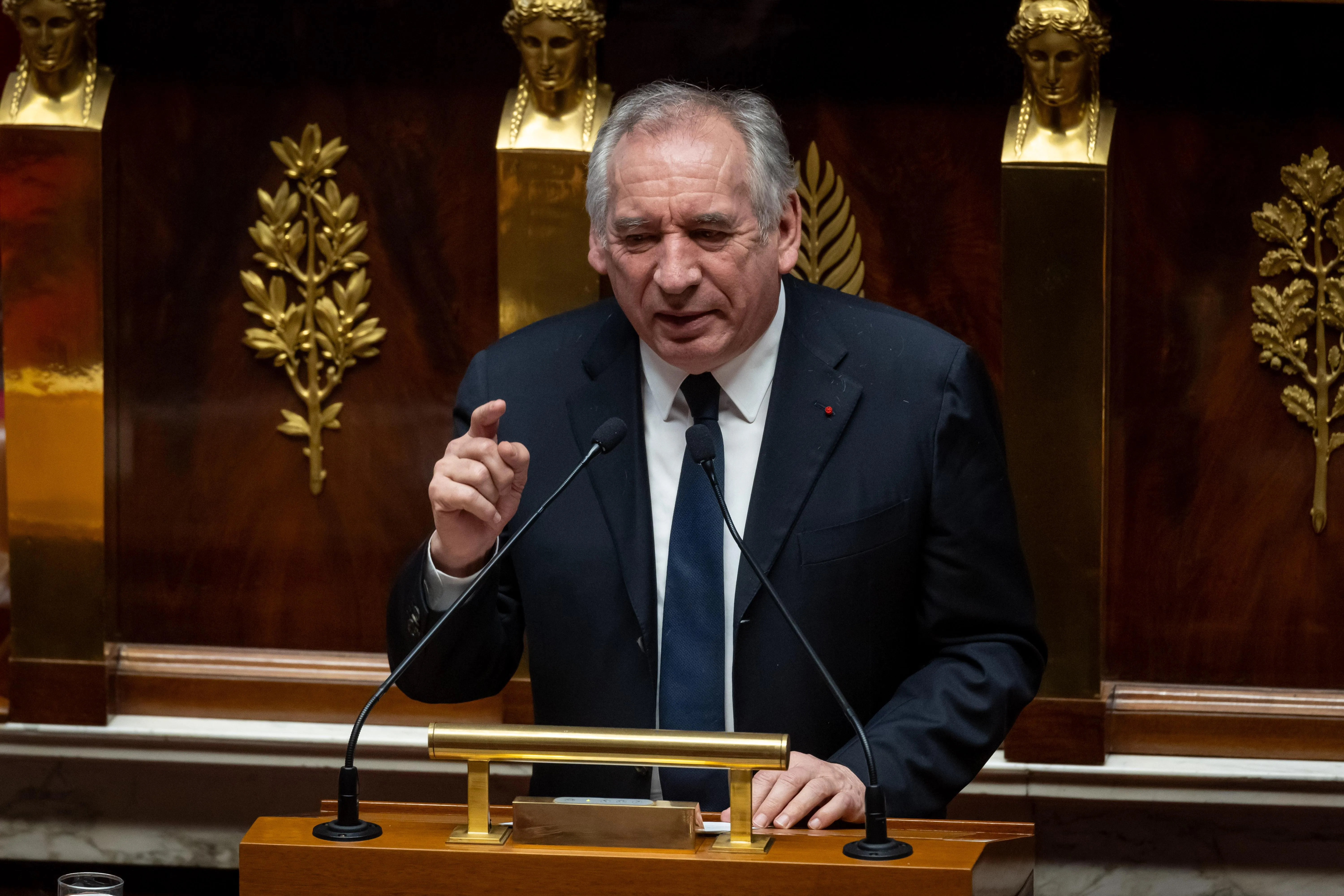Confidence is on a thread. And France too. Will Macron and Bayrou escape the austerity cholera?