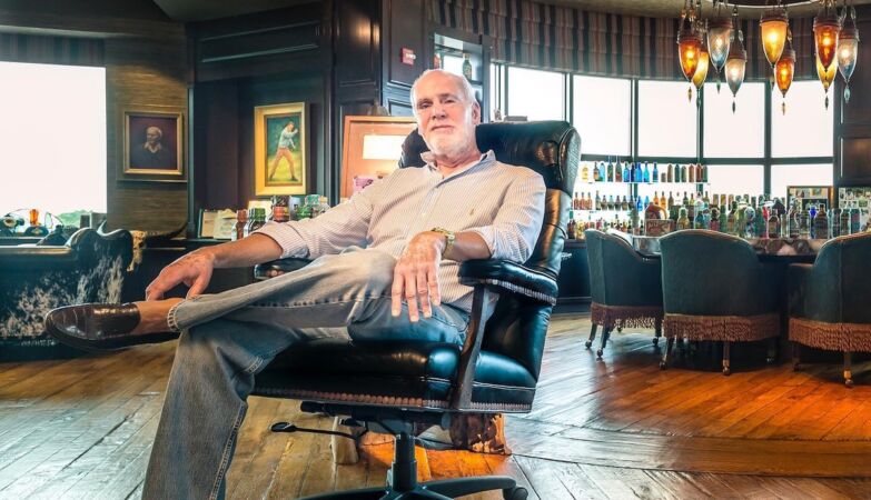 History of the billionaire who never went to the university, trusted instinct and made a fortune with Ice-Tea