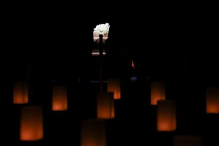Giorgio Armani: Milan mourn - crowds of people in popular pilgrimage