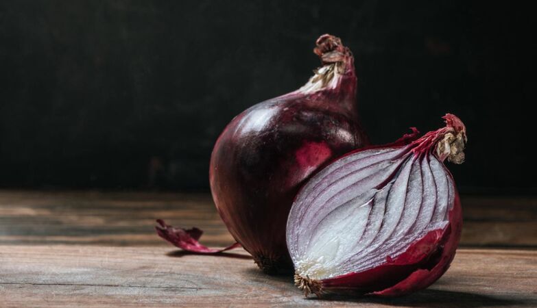 Purple onion is the most effective protection for solar cells