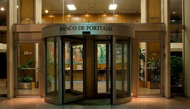 Career extinction, 1000 euros salary: “insult” and “hypocrisy” in the bank