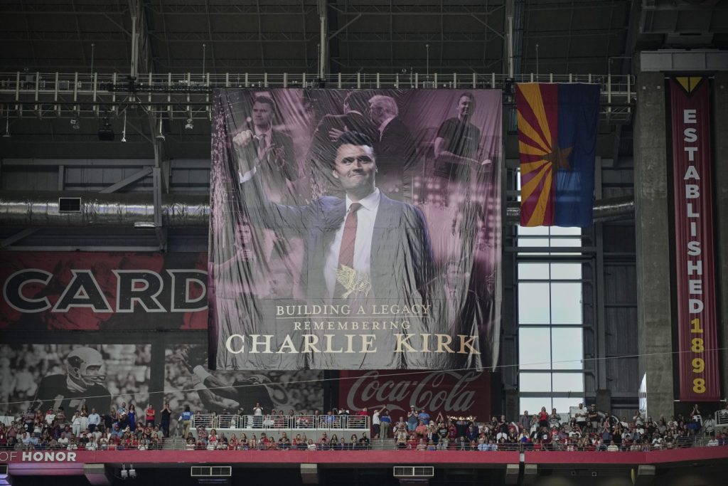 Charlie Kerk: Tens of Thousands of People in State Farm for the last goodbye
