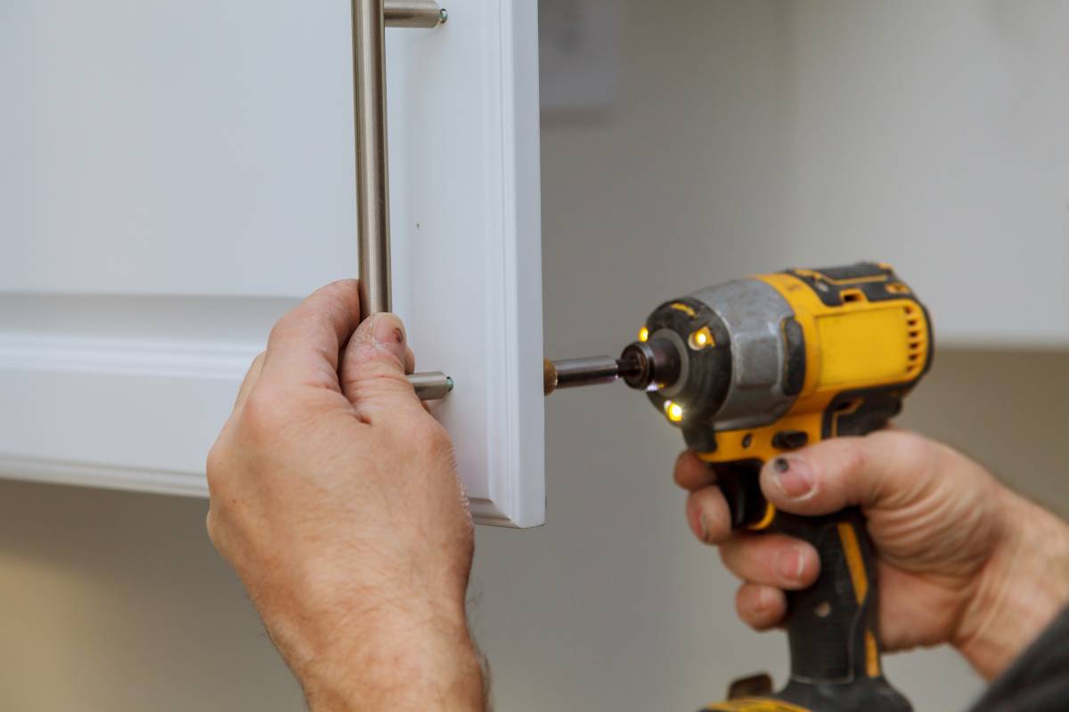 The wall units in the kitchen: here's he height have them