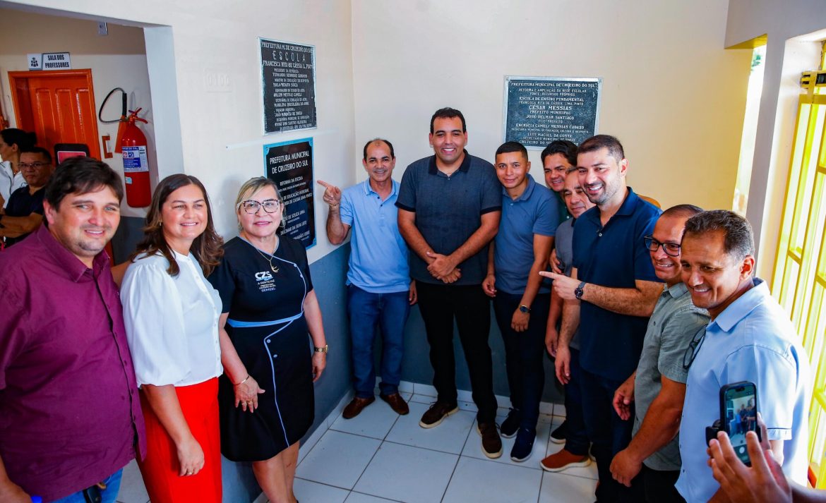 City Hall reopens full -time schools as part of the celebrations of the 121th anniversary of Cruzeiro do Sul