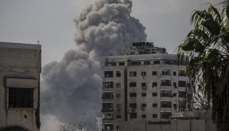 Gaza is “on fire”: Israel advances to the city center