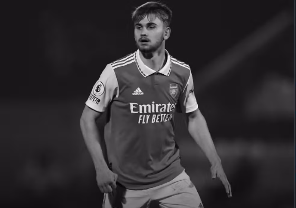 Former Assenal dies after severe brain injury during a match