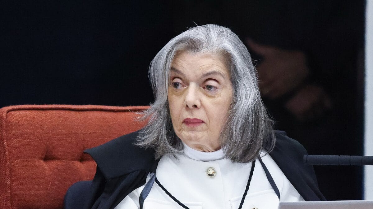 Cármen Lúcia gives "cut" in Flávio Dino during a vote on trial: "two thousand years silent"