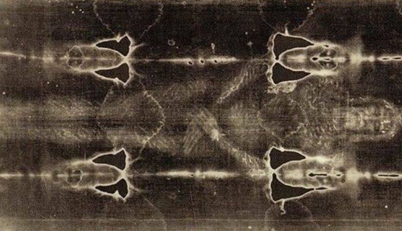 The Holy Shroud is not explained with digital simulations