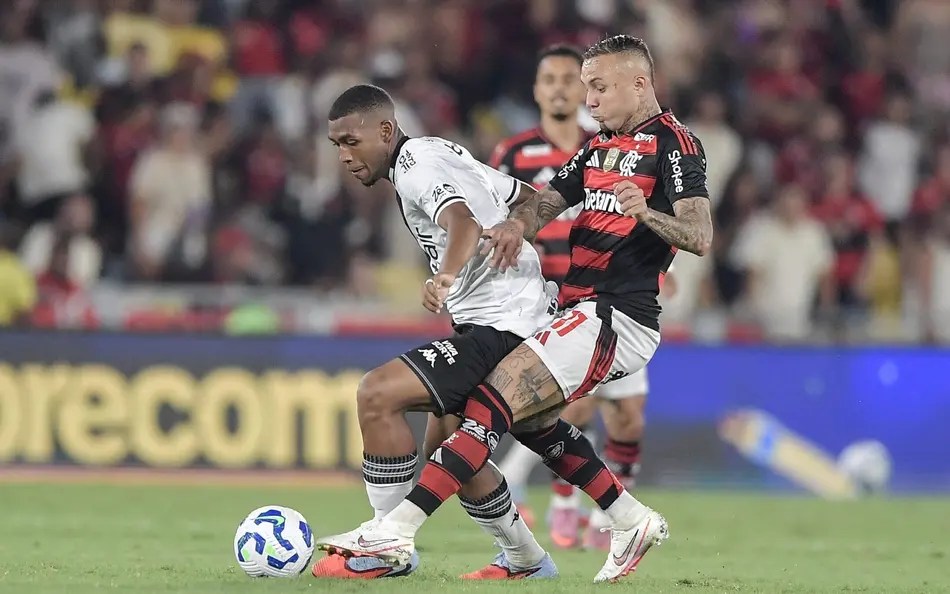 In fierce classic, Flamengo and Vasco tie at Maracanã