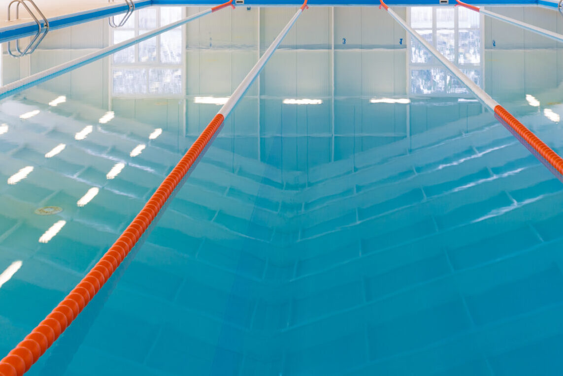 It is in the Algarve the inner pool with jacuzzi where anyone can enter for less than 5 €