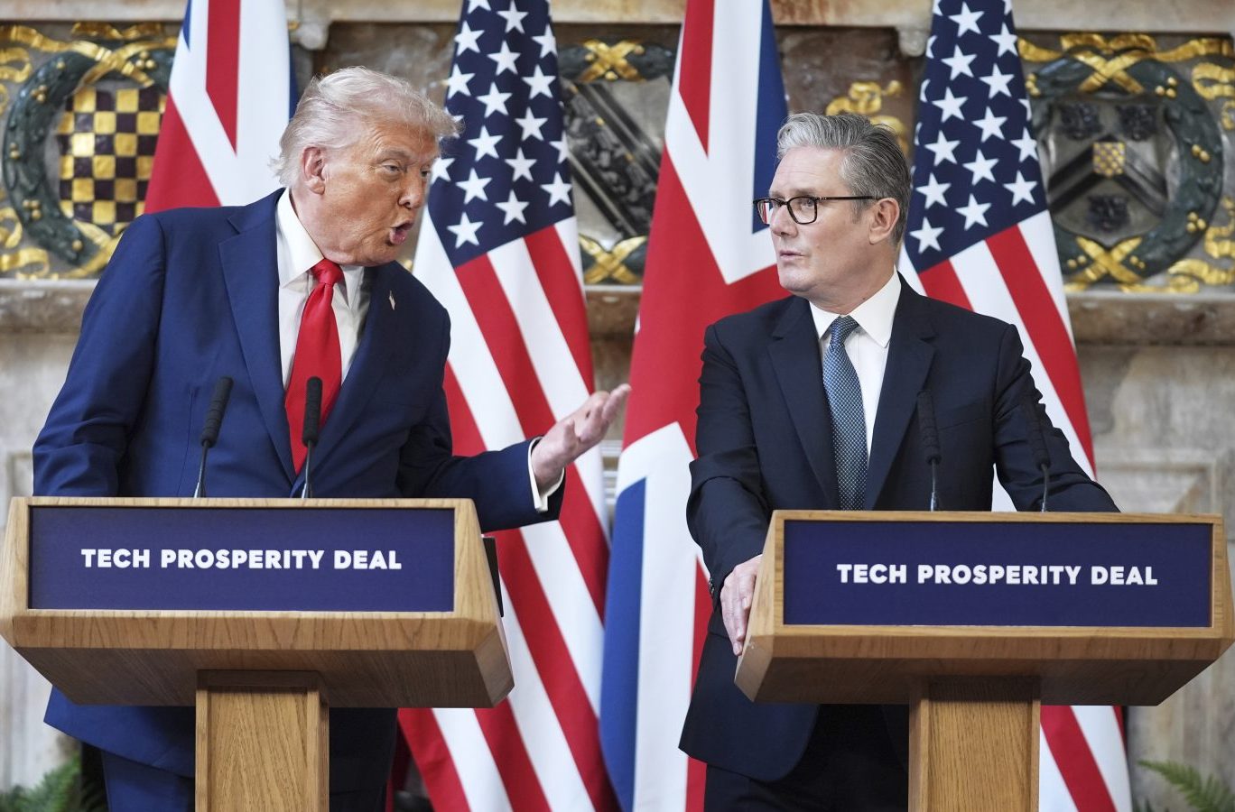 Διπλωματικό πόκερ στο Τσέκερς: Στάρμερ και Τραμπ σε αχαρτογράφητα νερά